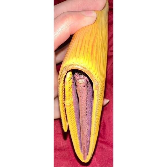 AUTHENTIC Louis Vuitton LV Yellow Epi Leather Long Wallet Purple Inside … - Picture 5 of 6